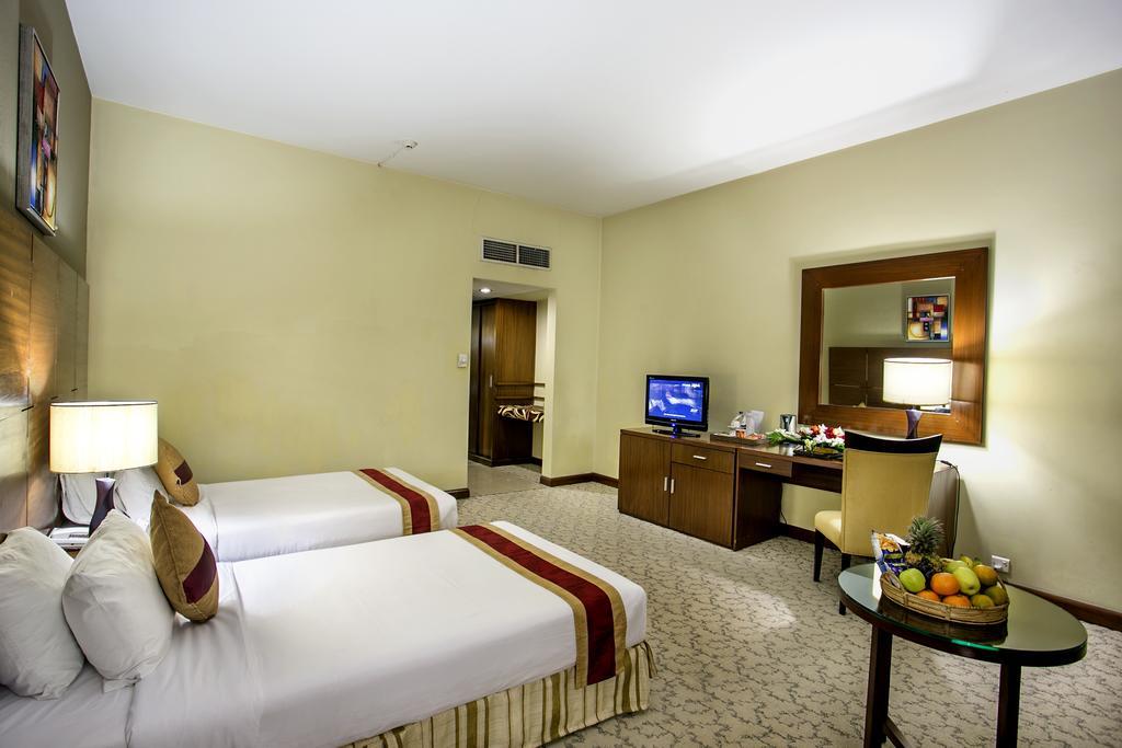 Rose View Hotel Sylhet Buitenkant foto