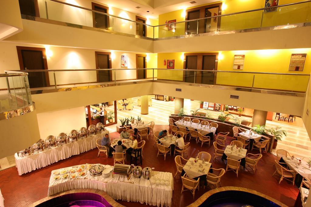 Rose View Hotel Sylhet Buitenkant foto